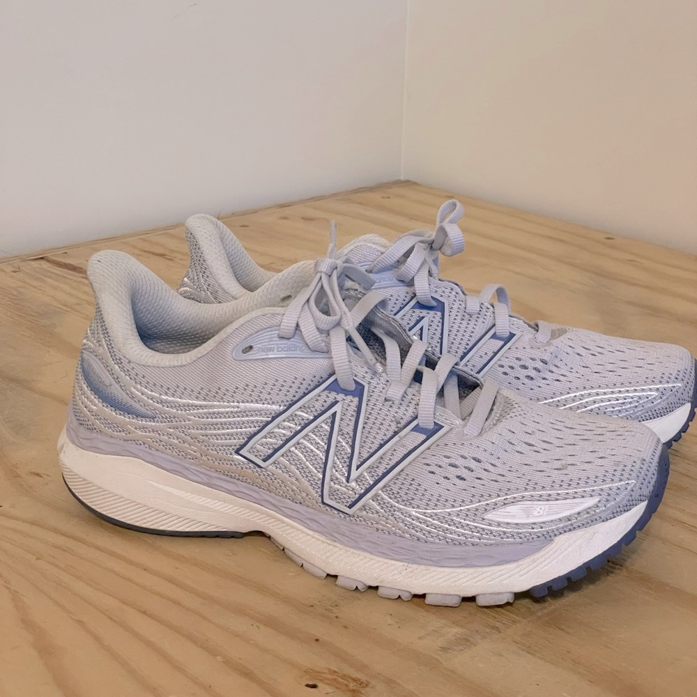 New Balance Fresh Foam 860 | Lilac Color | Tennis Shoes